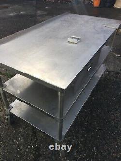 Commercial Kitchen Table Stainless Steel With Wheels With Can Opener