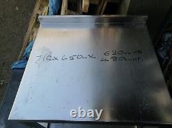 No306 Stainless Steel Table Top Stand 710mm X 650mm X 480mm
