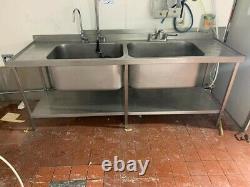 Used stainless steel prep table in very good conditions. Bargain! Bulk Sale